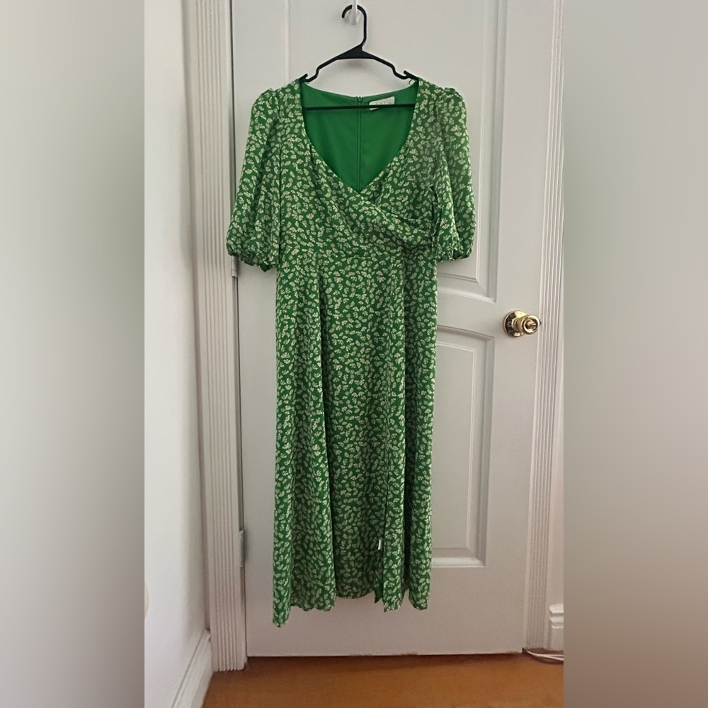 WAYF Green Ditsy Floral Puff Sleeve Midi Dress